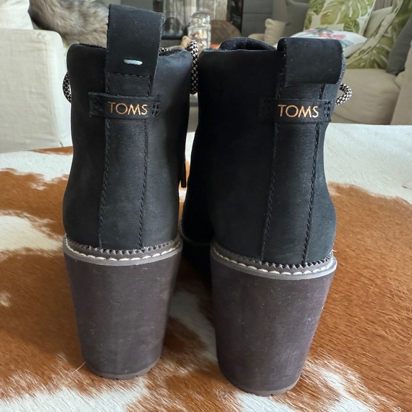 Toms Boots - Picture 5 of 6